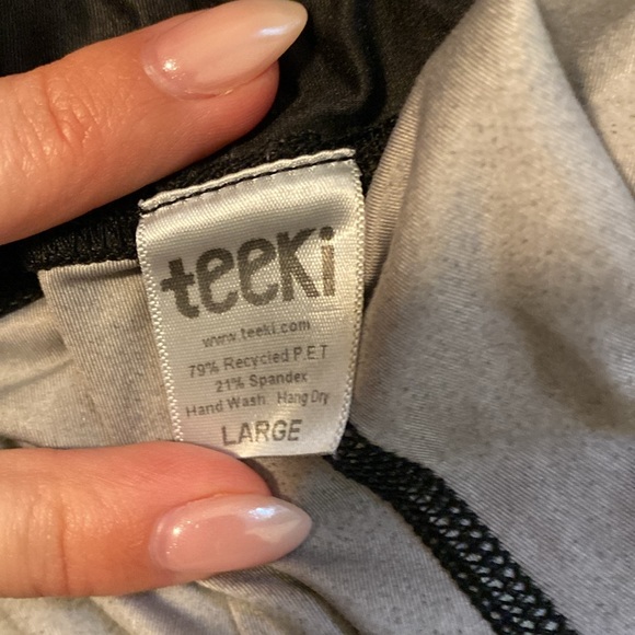 Teeki leggings size L - Picture 3 of 3